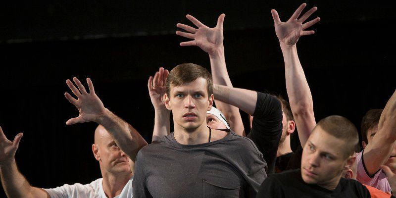 Премьера мюзикла «Маяковский» пройдет в Театре Луны