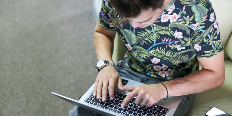Сдавать отчетность и подбирать торги: на портале mbm.mos.ru появились новые инструменты