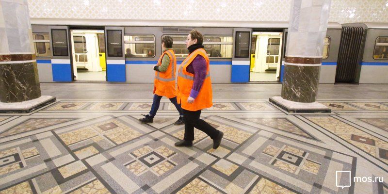 Центральный участок синей ветки и несколько вестибюлей закрыты на ремонт