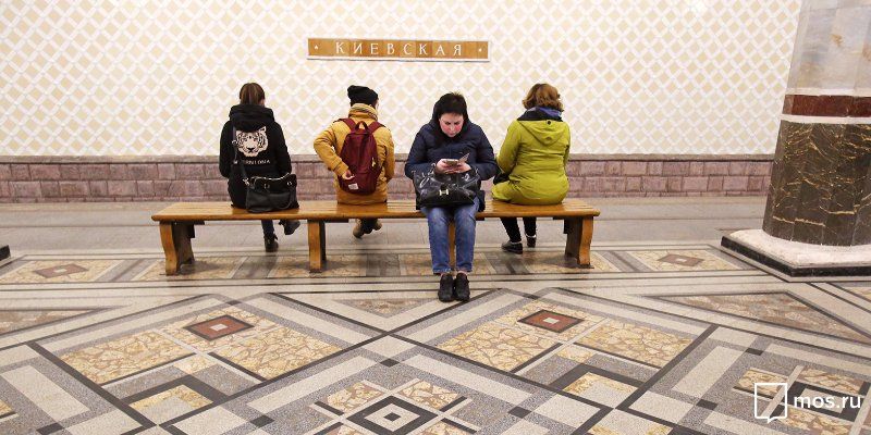 На трёх десятках станций метро улучшили качество мобильной связи