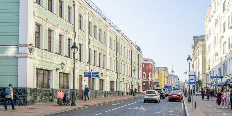 Мосгорнаследие остановило незаконные работы в историческом здании на Большой Никитской улице