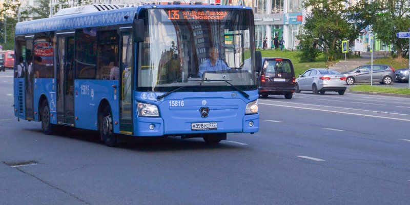 Дополнительные автобусы выйдут на все городские маршруты столицы