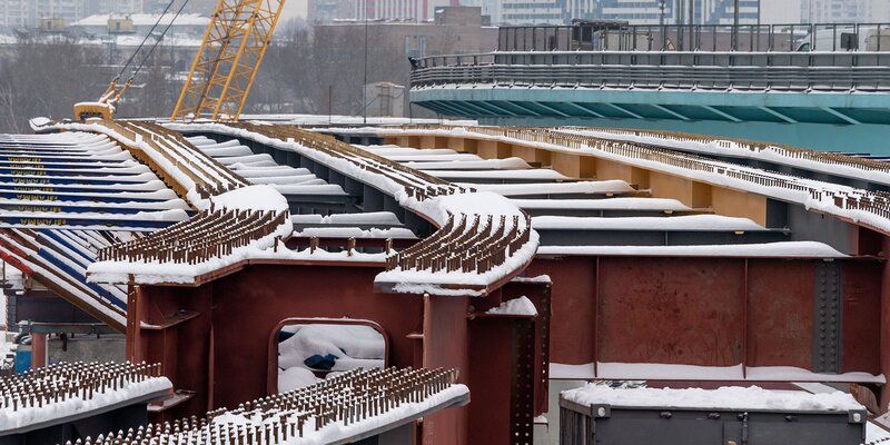 Завершен монтаж основных конструкций эстакады одного из участков Юго-Восточной хорды