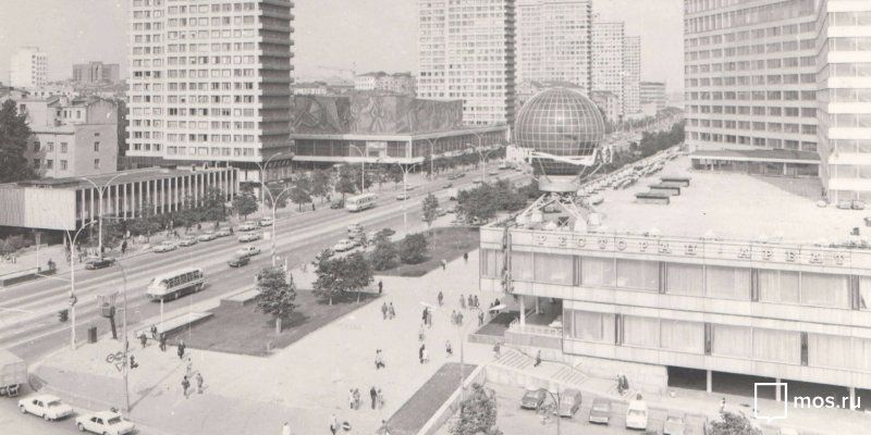 Novy Arbat, an amalgam of old and new