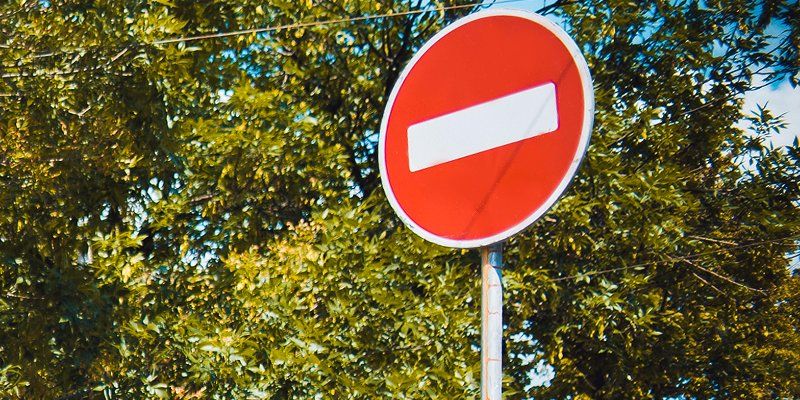 На нескольких улицах Москвы в ближайшие дни ограничат движение транспорта