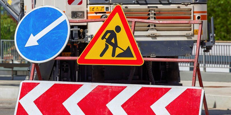 В Промышленном проезде временно ограничат движение