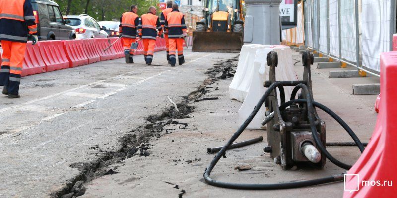 На нескольких улицах из-за ремонта ограничили движение транспорта