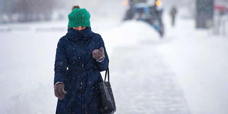 Гололедица и сильный ветер: какой будет погода 20 января
