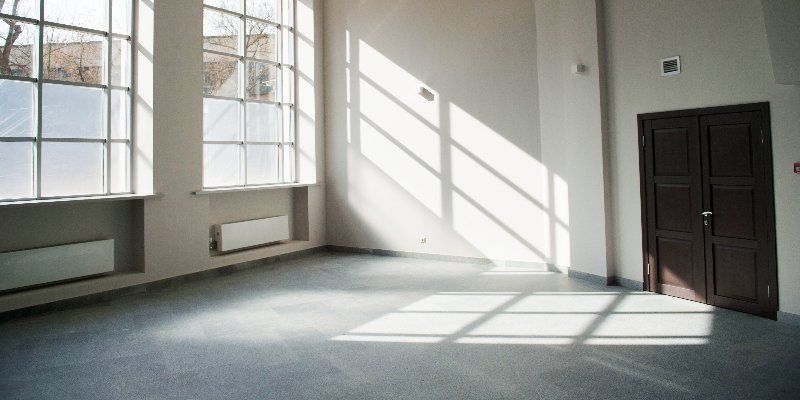 12 помещений выставили на продажу без стартовой цены