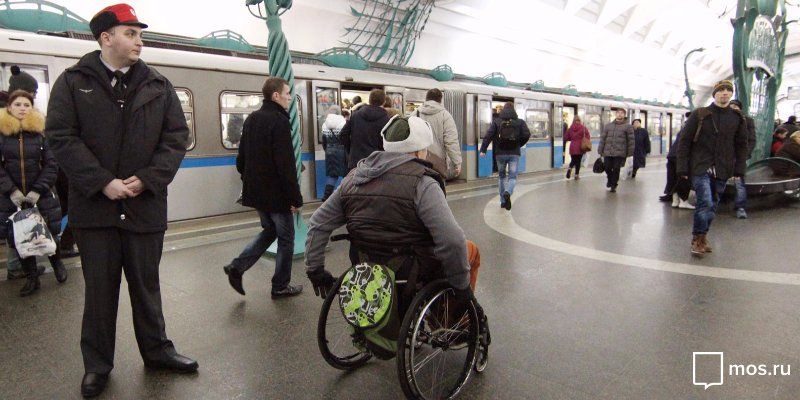 Городская программа поможет сделать транспорт удобным для маломобильных пассажиров