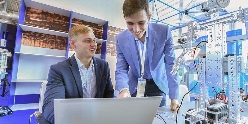 Экзопротезы для животных и портфолио с NFT: в Москве завершился чемпионат предпринимательских идей