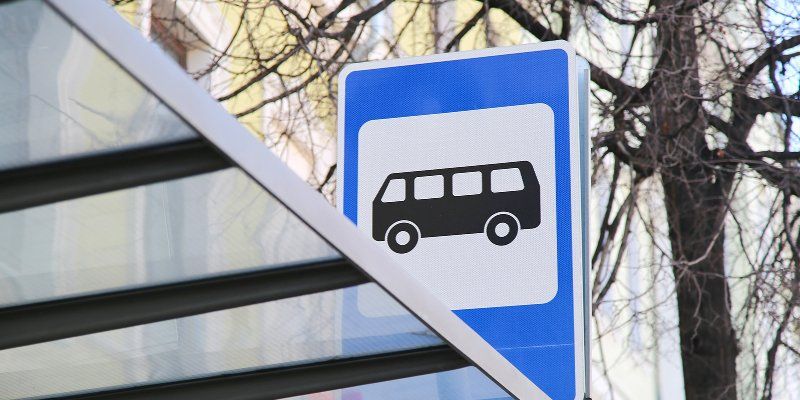 18 остановочных павильонов заменят в Хорошёвском районе