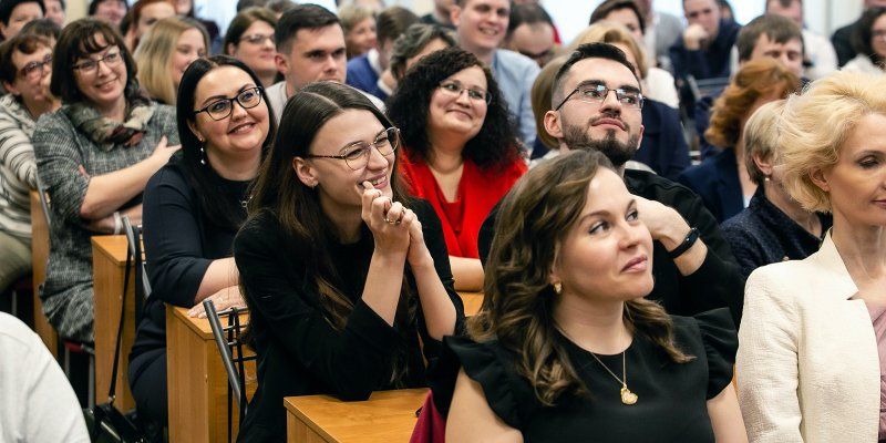 Девять команд стали финалистами очного этапа конкурса «Учителя года Москвы»