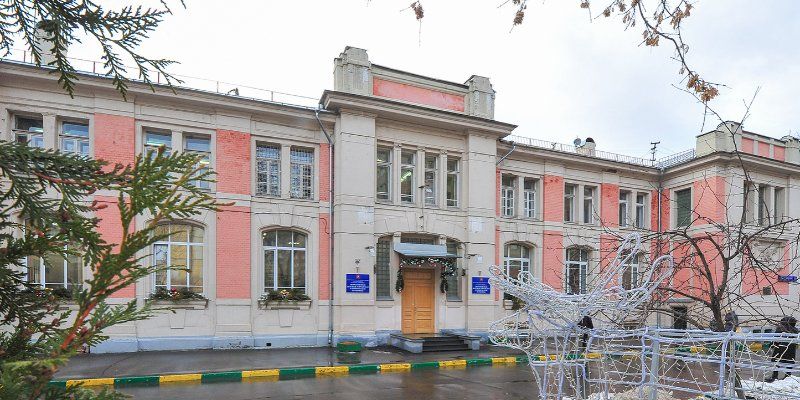 Новые окна, двери и кровля: три корпуса Морозовской больницы ждет ремонт