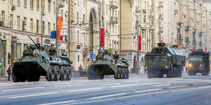 Репетиция парада: какие улицы перекроют 3 мая