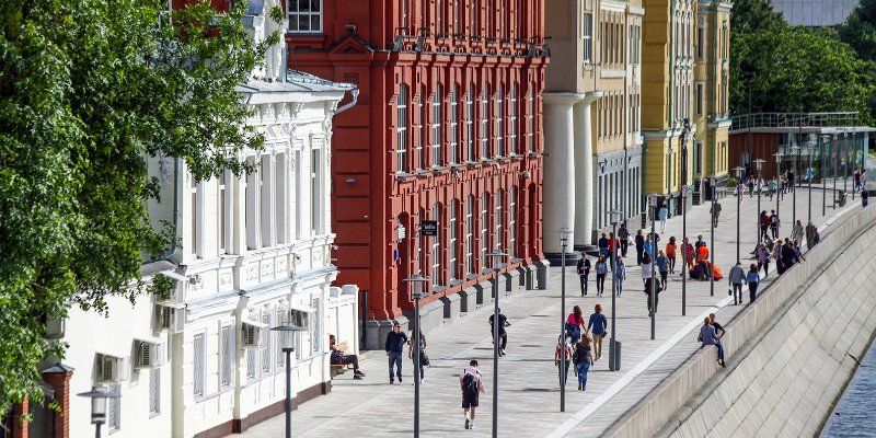Дом-памятник на Якиманской набережной начали готовить к реставрации
