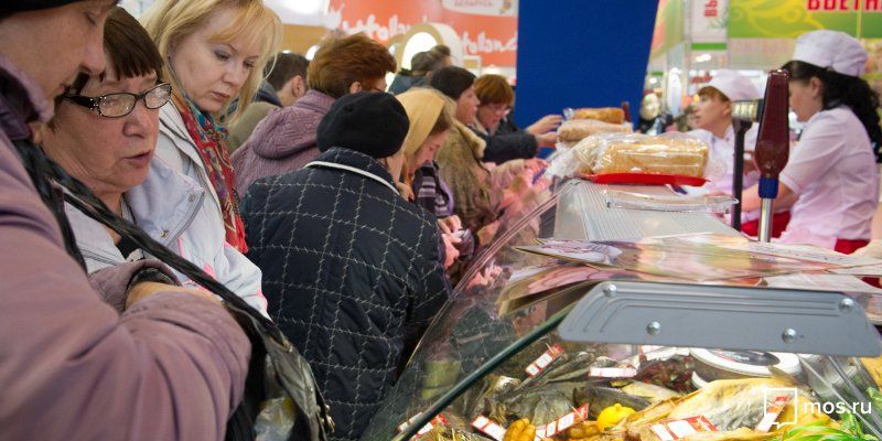 Более 20 рынков Москвы проведут акции во время «Рыбной недели»