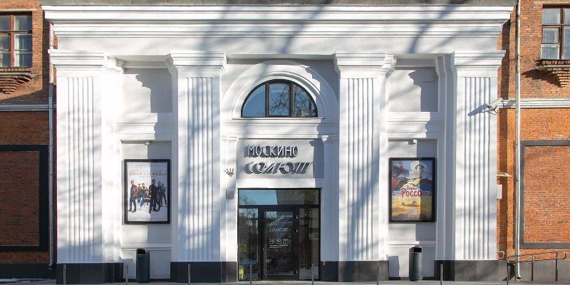 Уютное кафе, два кинозала, комфортные кресла: как выглядит кинотеатр «Салют» после ремонта