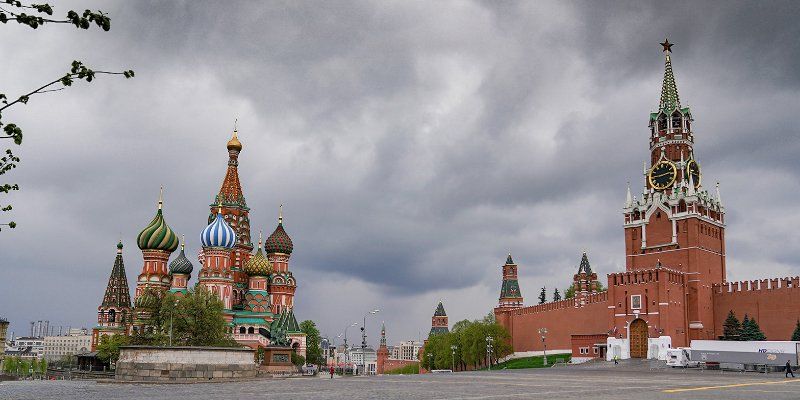 Гроза и град: прогноз погоды на вечер воскресенья