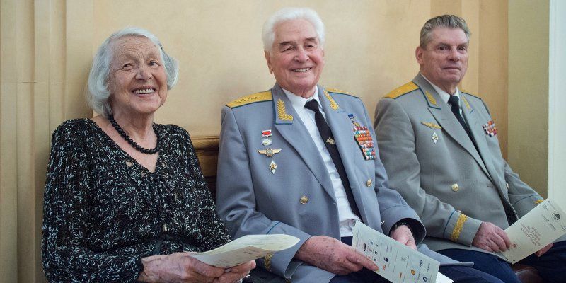 С начала года Москва безвозмездно передала советам ветеранов 14 помещений