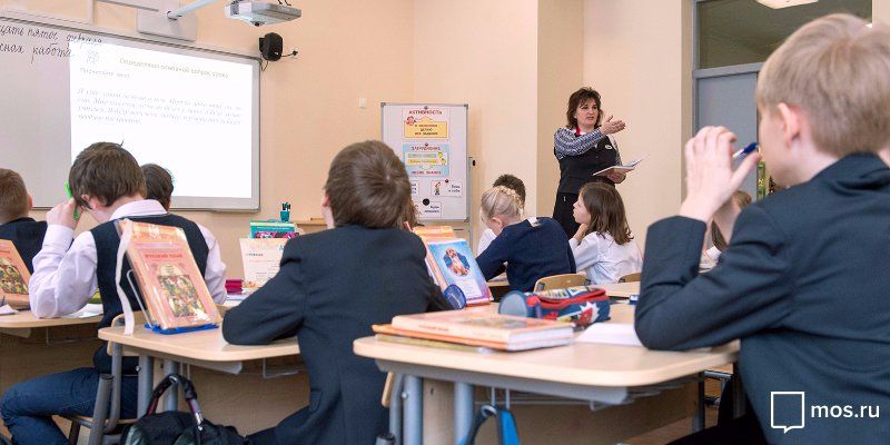 Учителя смогут экстренно заменять друг друга благодаря электронным сценариям уроков