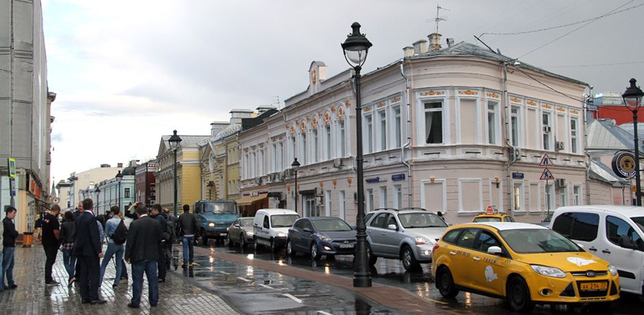 Большая Никитская улица