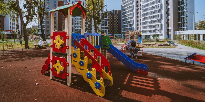 В Южном Тушине отремонтируют 10 детских площадок