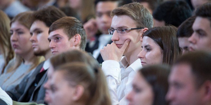 Программу стажировок Правительства Москвы отметили спецпремией на конкурсе «Лучшие практики наставничества»