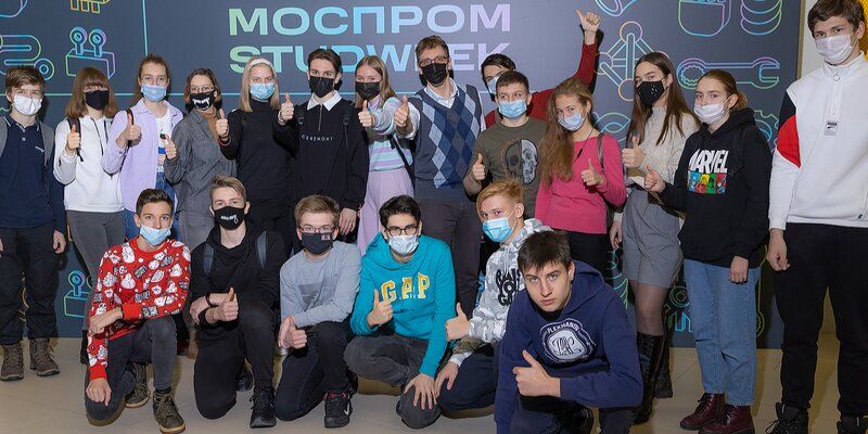 Итоги студенческой недели: более 90 человек приняли на работу и на практику