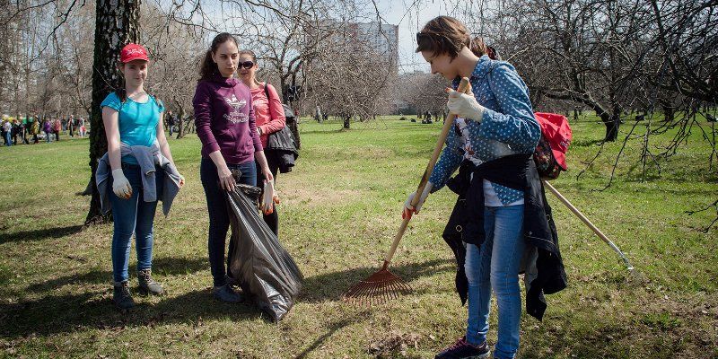 Сквер в Люблине и парк имени 850-летия Москвы станут главными площадками субботников в ЮВАО