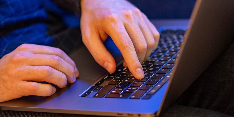 Обработка звонков и онлайн-консультации: в каких сферах в Москве используется искусственный интеллект