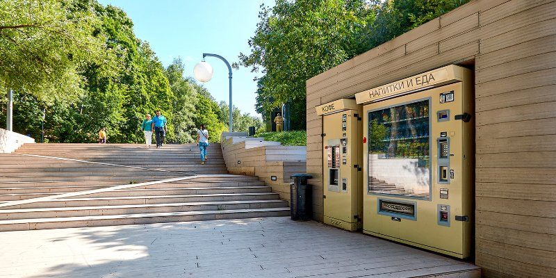 Около 60 нестационарных торговых объектов в парках Москвы выставили на аукционы