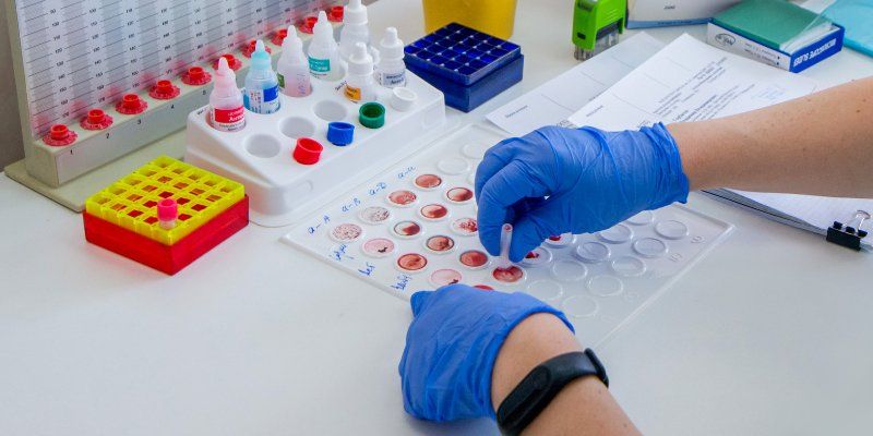 В Москве начнут проводить тестирование на коронавирус для пациентов неинфекционных больниц