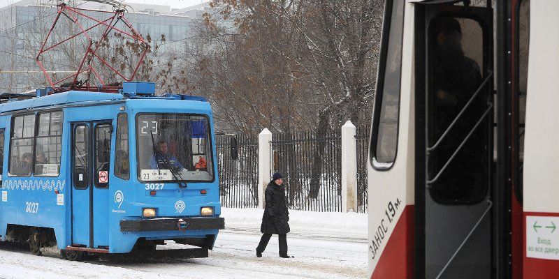 Еще 200 трамвайных остановок сделают удобнее для маломобильных пассажиров