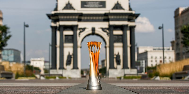Трофей чемпионата мира по волейболу 2022 года прибыл в Москву