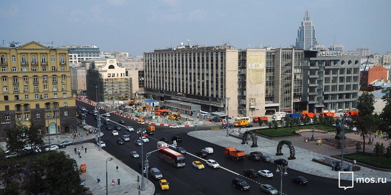 How Tverskaya Street was “dressed”: from wood to granite