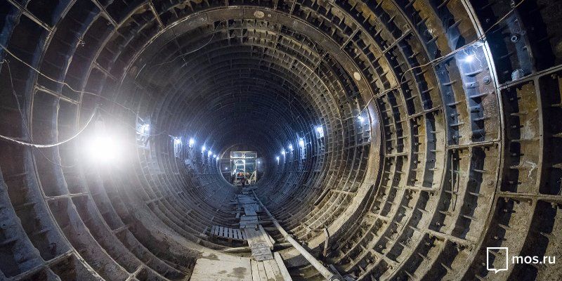 Участок между «Деловым центром» и «Петровским парком» построят к концу года