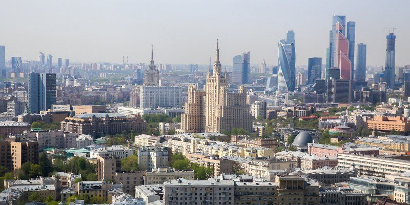 Avant-garde planetarium, communal house, eclectic mansion. Six important buildings in and around the Presnensky district