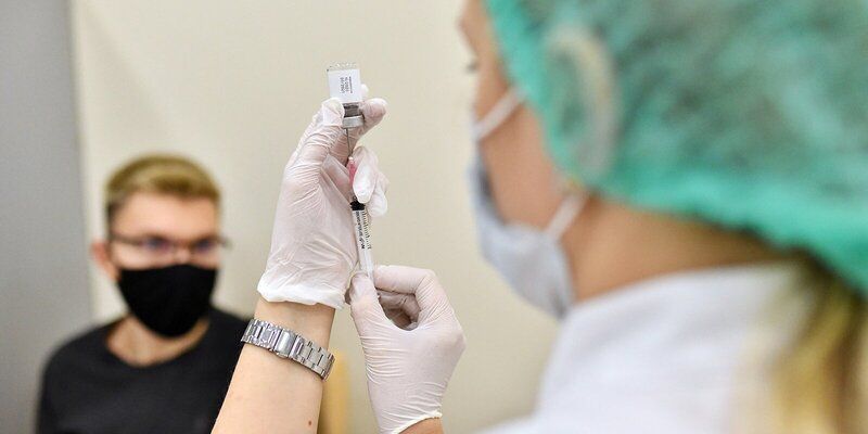 В двух московских больницах началось исследование вакцины «Спутник V» для подростков