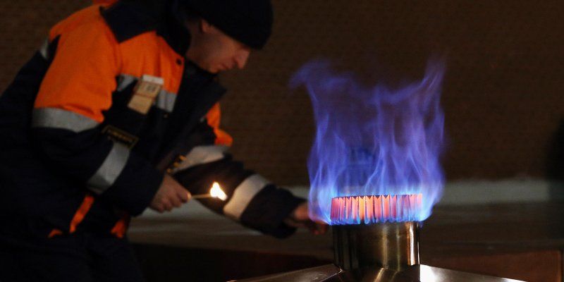 Вечный огонь в Александровском саду пройдет проверку накануне 23 Февраля