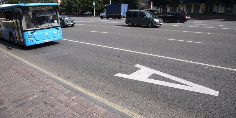 На шоссе Энтузиастов появилась новая выделенная полоса