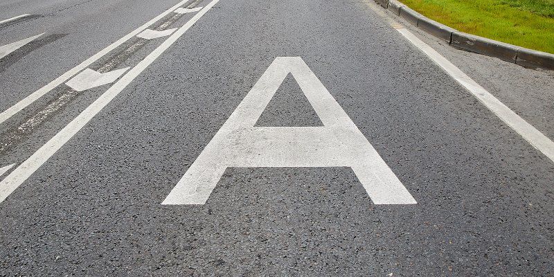 С 20 августа на четырех участках заработают выделенные полосы для общественного транспорта