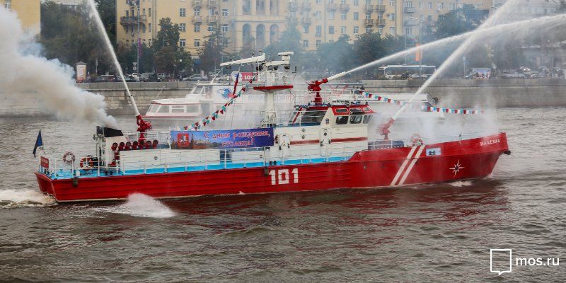 На Москве-реке проведут первый парад водной техники