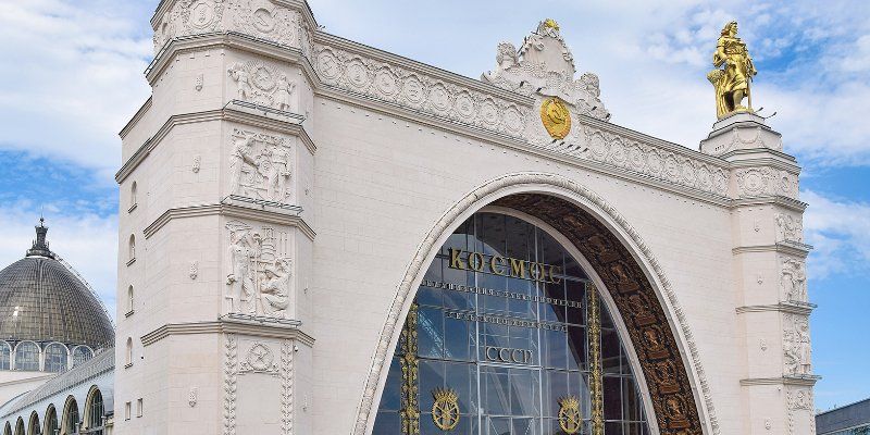 Создан онлайн-путеводитель по отреставрированным достопримечательностям ВДНХ