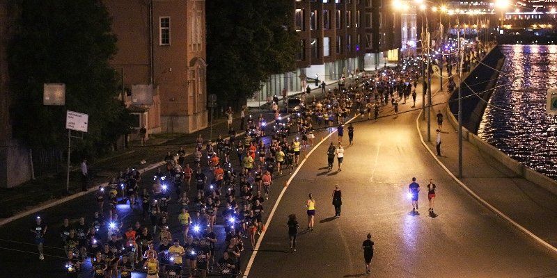 Маршруты наземного транспорта изменят 15 июля из-за Ночного забега