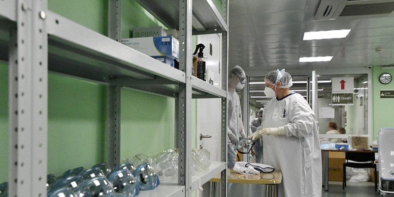 За сутки в Москве госпитализировали 1339 человек с коронавирусом
