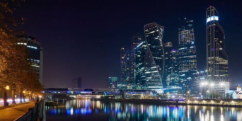 Shooting stars over Moscow: The Leonids meteor shower