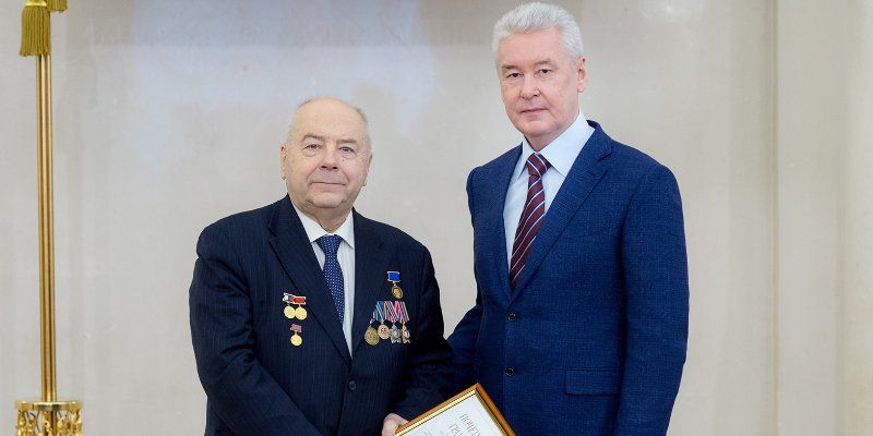 В День российской науки Сергей Собянин вручил награды ученым