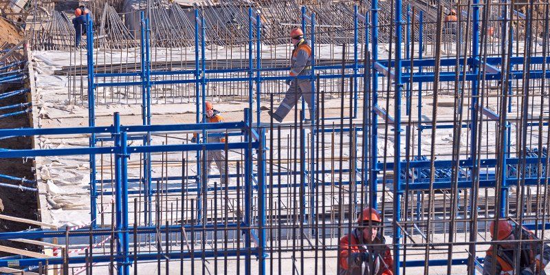Гараж и теннисные корты появятся на месте подъездных путей возле фабрики «Большевик»
