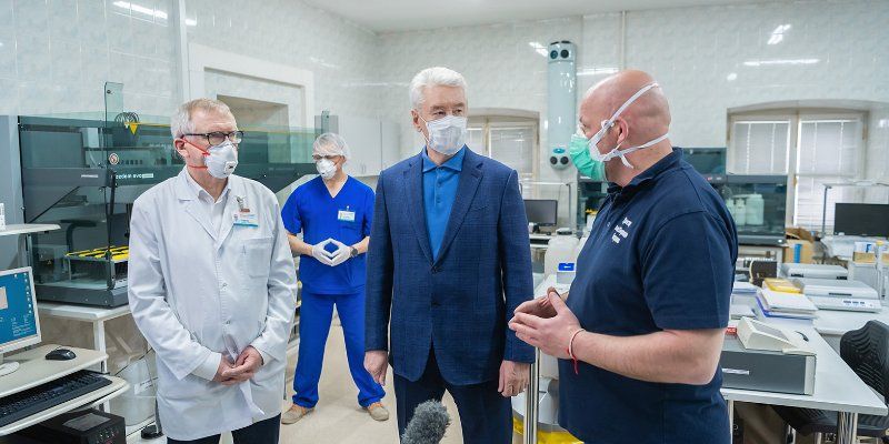 Борьба с коронавирусом: как работает лаборатория НИИ скорой помощи имени Н.В. Склифосовского